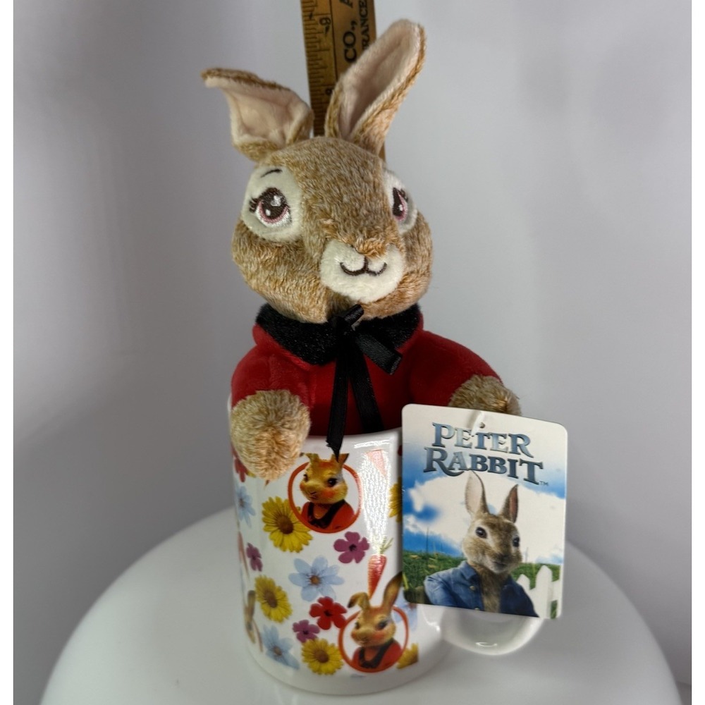 Peter Rabbit Flopsy Movie Plush In Coffee Mug GIRL RABBIT W/TAG NEW